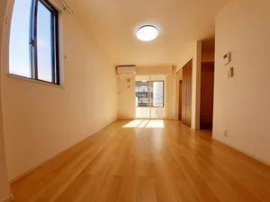 のマンスリーマンション・ウィークリーマンション「マ・メゾン　Ⅳ 102・洋室(No.1346051)」メイン画像