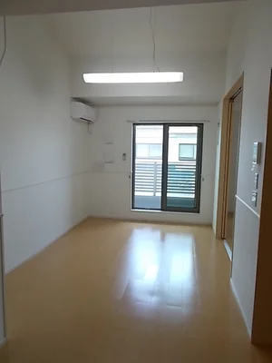 のマンスリーマンション・ウィークリーマンション「パラディ　カノ 203・洋室(No.1346074)」メイン画像