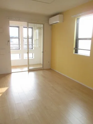 見附市のマンスリーマンション・ウィークリーマンション「セイバリーⅢ　Ｂ 201・洋室(No.1346123)」メイン画像