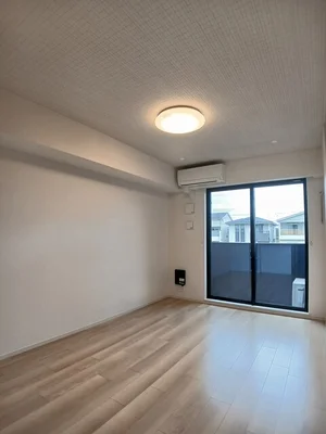 のマンスリーマンション・ウィークリーマンション「ル・ソレイユ六光寺 103・洋室(No.1346131)」メイン画像