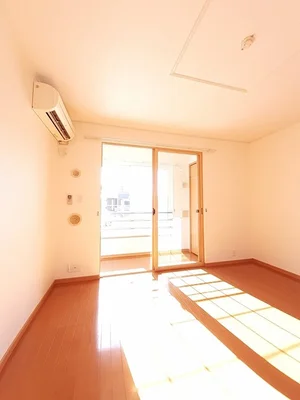 のマンスリーマンション・ウィークリーマンション「ビアンヴェニュ 102・洋室(No.1346136)」メイン画像