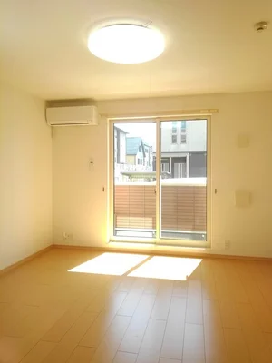 のマンスリーマンション・ウィークリーマンション「第２　レイク　ヴィレッジ 104・洋室(No.1346142)」メイン画像