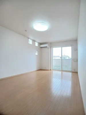 のマンスリーマンション・ウィークリーマンション「ジェイド　Ⅲ 201・洋室(No.1346252)」メイン画像