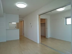 大阪府のマンスリーマンション・ウィークリーマンション「レジデンス　コーワ 301・洋室(No.1346261)」メイン画像