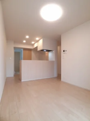 のマンスリーマンション・ウィークリーマンション「ラ・ルーチェ 102・洋室(No.1346267)」メイン画像