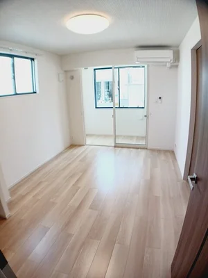 のマンスリーマンション・ウィークリーマンション「サイカス桟橋通 101・洋室(No.1346341)」メイン画像