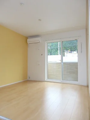 のマンスリーマンション・ウィークリーマンション「グリーンサイド　Ⅱ 103・洋室(No.1346380)」メイン画像