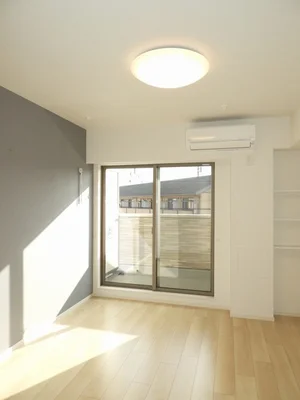 のマンスリーマンション・ウィークリーマンション「Ｂｅｌｌｅ　Ｆｏｎｔａｉｎｅ 203・洋室(No.1346388)」メイン画像