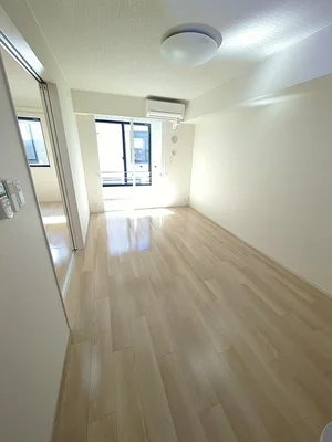 益田市のマンスリーマンション・ウィークリーマンション「グレイス 104・洋室(No.1346403)」メイン画像