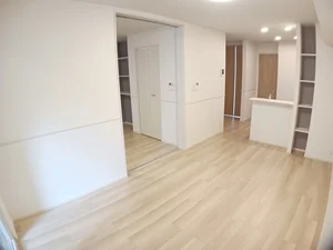 のマンスリーマンション・ウィークリーマンション「ブルーガーデン下石田 102・洋室(No.1346606)」メイン画像