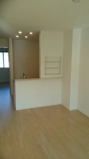 のマンスリーマンション・ウィークリーマンション「ルミエール　今山　Ⅲ 103・洋室(No.1346637)」メイン画像