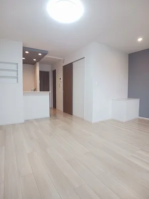 のマンスリーマンション・ウィークリーマンション「クラール南城　Ａ 202・洋室(No.1346646)」メイン画像