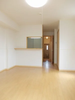 山形県の大東建託リーシング株式会社のマンスリーマンション・ウィークリーマンション「ライフ　バーゼ 101・洋室(No.1346697)」メイン画像