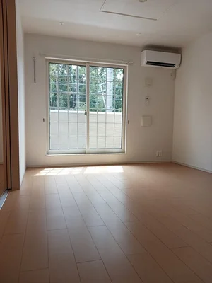 のマンスリーマンション・ウィークリーマンション「Ｒ５０　ｖｉｌｌａ　Ｓ棟 201・洋室(No.1346702)」メイン画像