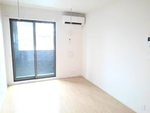 のマンスリーマンション・ウィークリーマンション「ベレッツァⅠ 103・洋室(No.1346709)」メイン画像