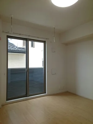 のマンスリーマンション・ウィークリーマンション「ｎａｌｕⅢ 101・洋室(No.1346713)」メイン画像