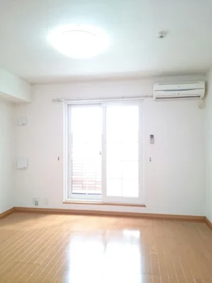 のマンスリーマンション・ウィークリーマンション「スマイリー 202・洋室(No.1346785)」メイン画像