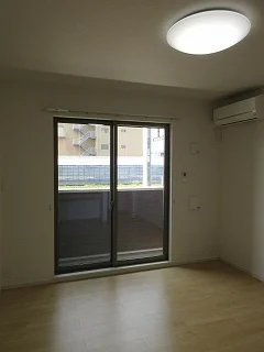 のマンスリーマンション・ウィークリーマンション「プラシードＭ・ｒⅠ 102・洋室(No.1346867)」メイン画像