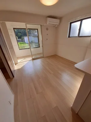 のマンスリーマンション・ウィークリーマンション「カサブランカ　Ⅳ 101・洋室(No.1346878)」メイン画像