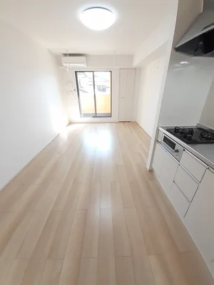 愛媛県のマンスリーマンション・ウィークリーマンション「クラール松原町Ｃ 203・洋室(No.1346882)」メイン画像