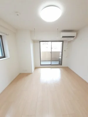 のマンスリーマンション・ウィークリーマンション「ケイマイティ　Ⅱ 201・洋室(No.1346915)」メイン画像