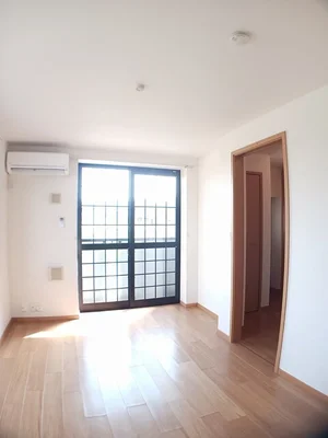 のマンスリーマンション・ウィークリーマンション「サニーキャッスル　Ⅰ 103・洋室(No.1346986)」メイン画像