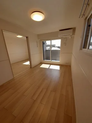 のマンスリーマンション・ウィークリーマンション「グレイス　シラツカ　Ａ 203・洋室(No.1347022)」メイン画像