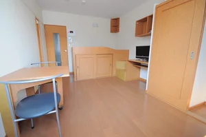 のマンスリーマンション・ウィークリーマンション「レオパレスコゥジィーＣ 201(No.1347733)」メイン画像