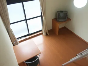 のマンスリーマンション・ウィークリーマンション「レオパレスサティセフォンツ 102(No.1349230)」メイン画像