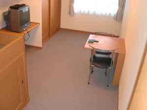 のマンスリーマンション・ウィークリーマンション「レオパレスピュアタウン 208(No.1351873)」メイン画像