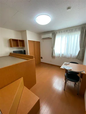 のマンスリーマンション・ウィークリーマンション「レオパレスフィールド　Ⅱ 102(No.1351972)」メイン画像