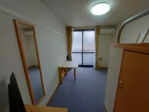 のマンスリーマンション・ウィークリーマンション「レオパレスシェモアⅢ 206(No.1352037)」メイン画像