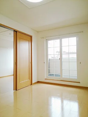 のマンスリーマンション・ウィークリーマンション「ヴェルソレイユＣ 203・洋室(No.1352266)」メイン画像