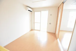 のマンスリーマンション・ウィークリーマンション「メゾン・ド・ピアリビングル 202・洋室(No.1352313)」メイン画像