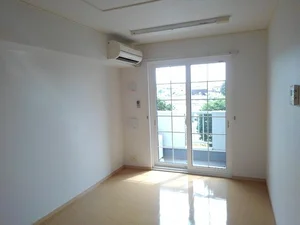 のマンスリーマンション・ウィークリーマンション「インターヒルズ・Ⅱ　のざわ 102・洋室(No.1352349)」メイン画像