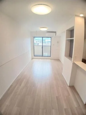 のマンスリーマンション・ウィークリーマンション「カメリア　塩川　Ｂ 202・洋室(No.1352487)」メイン画像