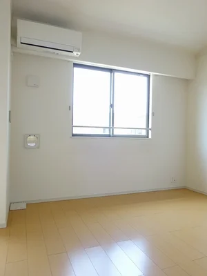 のマンスリーマンション・ウィークリーマンション「ベル　ソレイユ　Ａ 202・洋室(No.1352507)」メイン画像