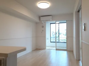 のマンスリーマンション・ウィークリーマンション「セレーノ上田Ⅰ 102・洋室(No.1352515)」メイン画像