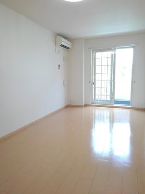 のマンスリーマンション・ウィークリーマンション「メゾンド　フォンテーヌ 105・洋室(No.1352538)」メイン画像