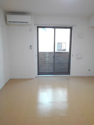 のマンスリーマンション・ウィークリーマンション「リバージュ厚木Ⅴ 101・洋室(No.1352556)」メイン画像