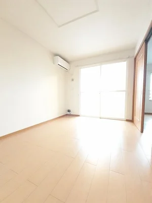 長岡駅（新潟県）のマンスリーマンション・ウィークリーマンション「メゾン・ド・ルミナリエ弐番館 203・洋室(No.1352683)」メイン画像