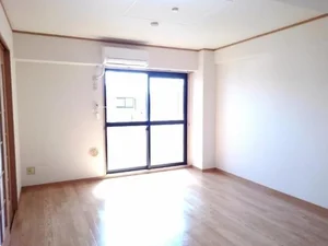 のマンスリーマンション・ウィークリーマンション「ラヴィアンローズＢ 302・洋室(No.1352807)」メイン画像