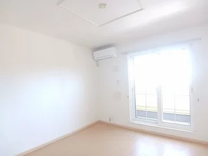 のマンスリーマンション・ウィークリーマンション「メルツ　ガルテン 203・洋室(No.1352961)」メイン画像