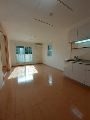 広島県のマンスリーマンション・ウィークリーマンション「ヴィラ　ソレイユ 202・洋室(No.1353063)」メイン画像