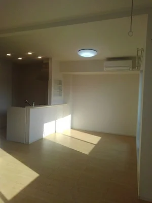 のマンスリーマンション・ウィークリーマンション「ハピネス・イリゼⅡ 203・洋室(No.1353218)」メイン画像