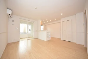 宮崎市大字赤江（宮崎県）のマンスリーマンション・ウィークリーマンション「ｓｕｎｎｙ　ｍａｉｓｏｎ　Ⅰ 101・洋室(No.1353268)」メイン画像