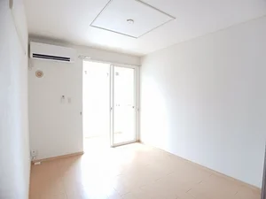 高田駅（新潟県）のマンスリーマンション・ウィークリーマンション「アンソレイエ 102・洋室(No.1353357)」メイン画像