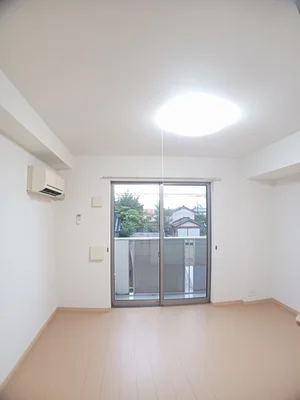 米子市両三柳（鳥取県）のマンスリーマンション・ウィークリーマンション「シーガーディアンⅡ 202・洋室(No.1353389)」メイン画像