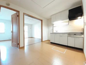 のマンスリーマンション・ウィークリーマンション「シャルマン　ハイツⅢ 103・洋室(No.1353438)」メイン画像