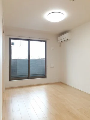 のマンスリーマンション・ウィークリーマンション「セレーノ　モチヅキⅠ 205・洋室(No.1353580)」メイン画像